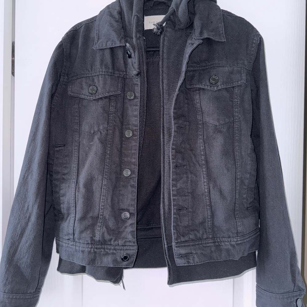Young Men’s Black Jacket - size medium-